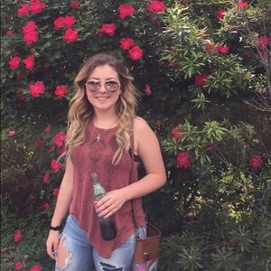 Meet your Posher, Vanessa